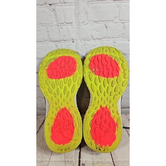 New Balance 720 v 4 Athletic Running Shoes Women's Size 10 - Picture 7 of 9